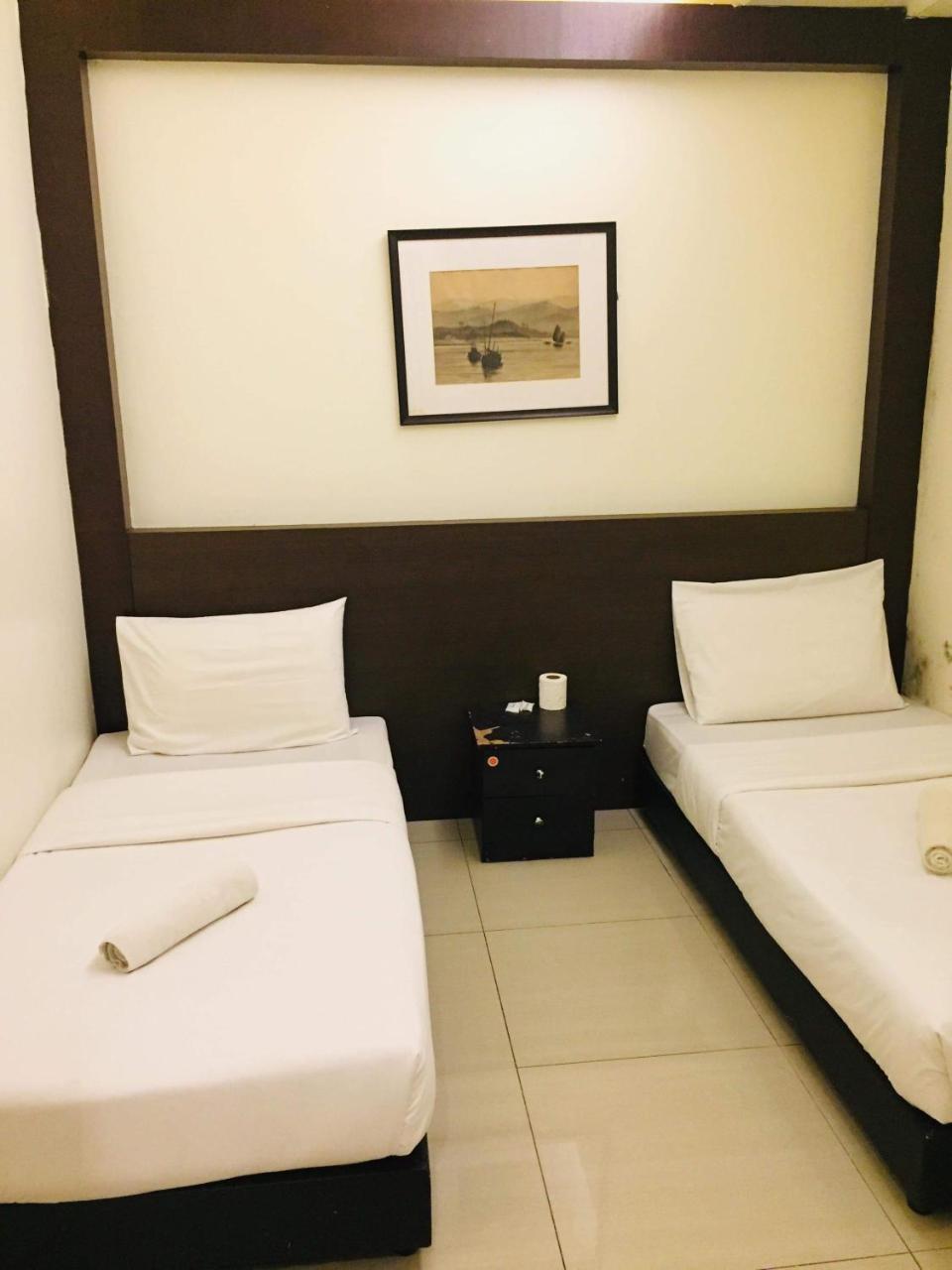 Galaxy Hotel 2*